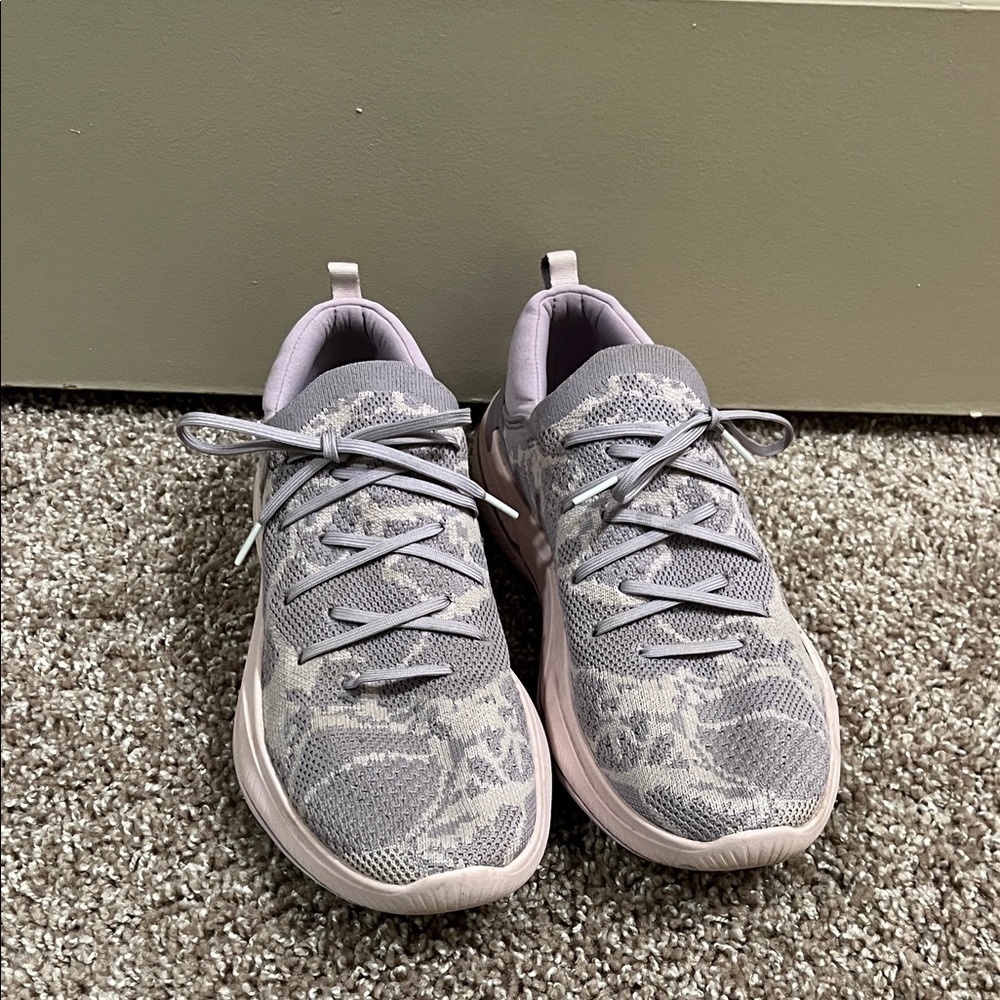 Sorel athletic shoes Purple 9.5